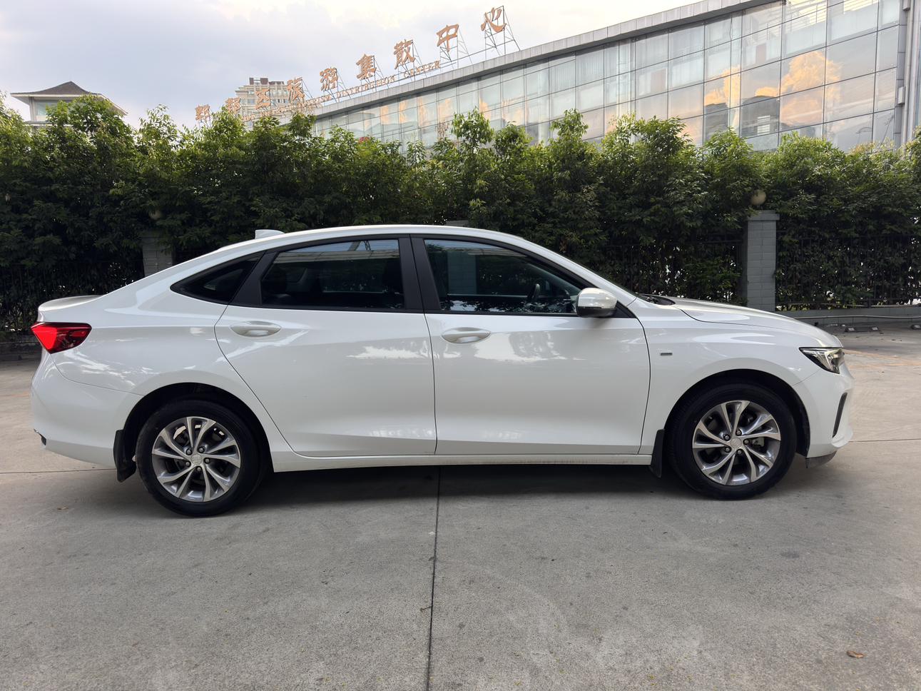 Buick Verano 2023 thumb 6