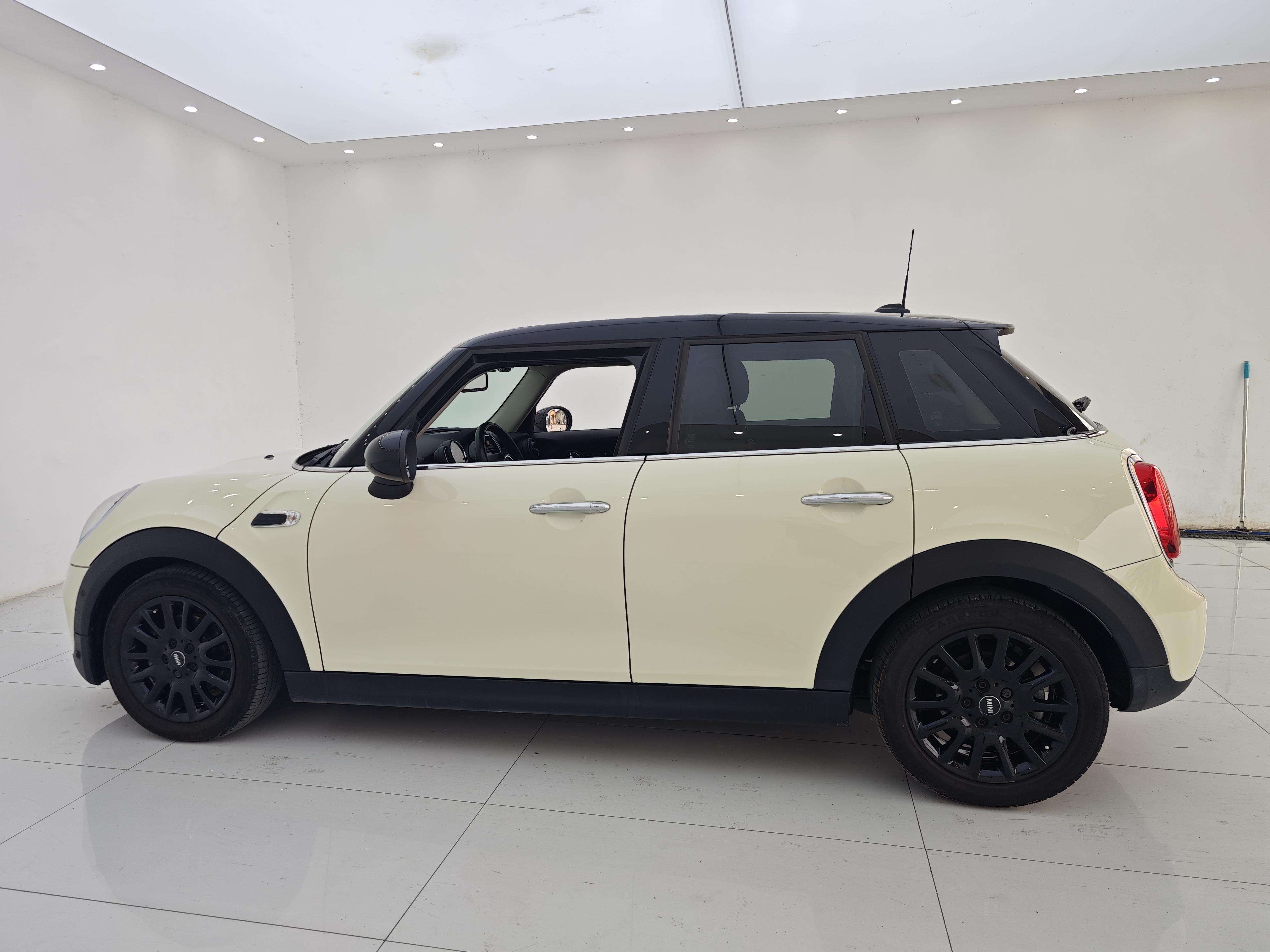 Mini Hatch 2018 thumb 2