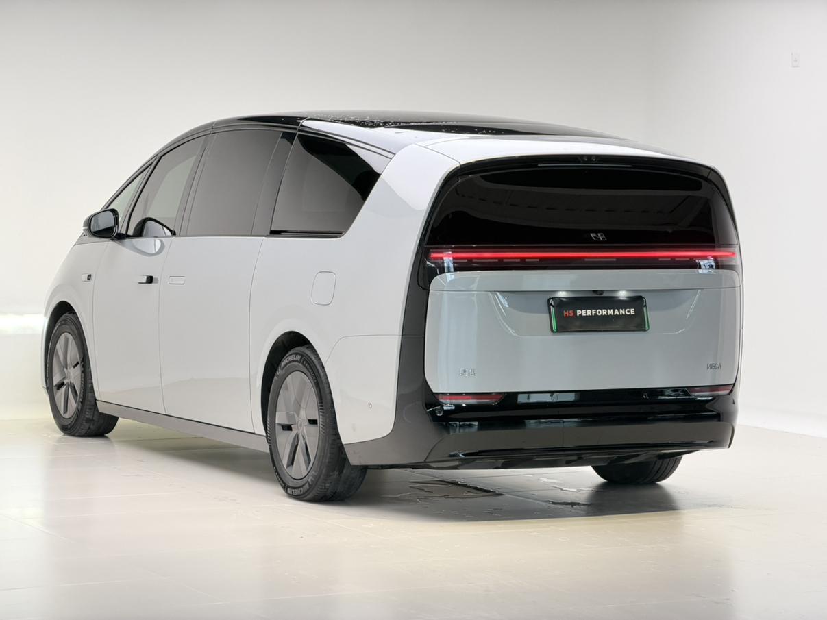 Lixiang (Li Auto) Mega 2024 thumb 11