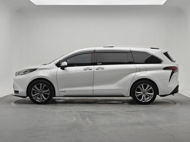 Toyota Sienna 2023 thumb 2