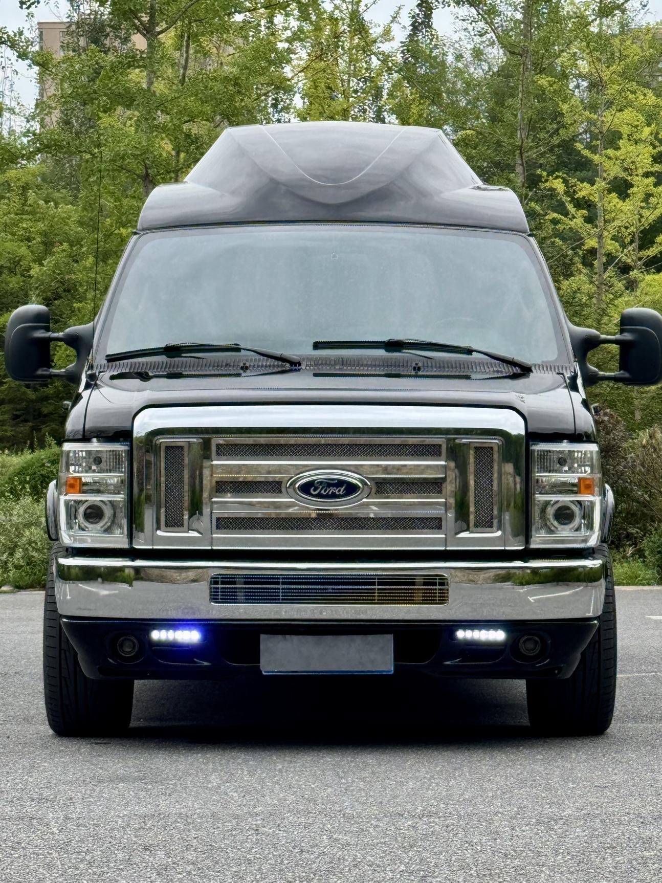 Ford E350 2013 thumb 9