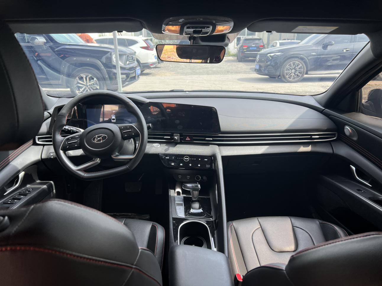 Hyundai Elantra 2022 thumb 6