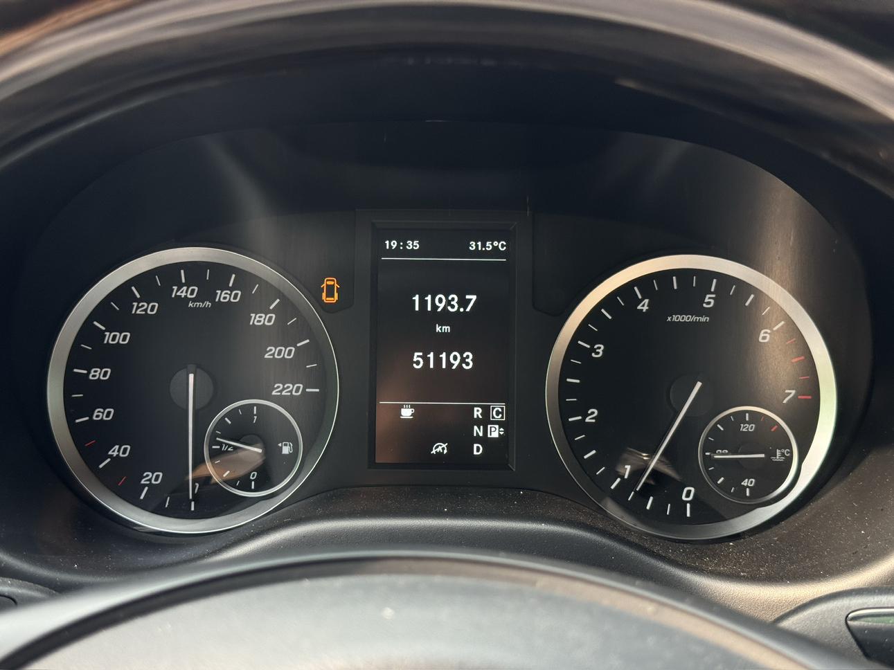 Mercedes-Benz Wei Ting 2023 thumb 7