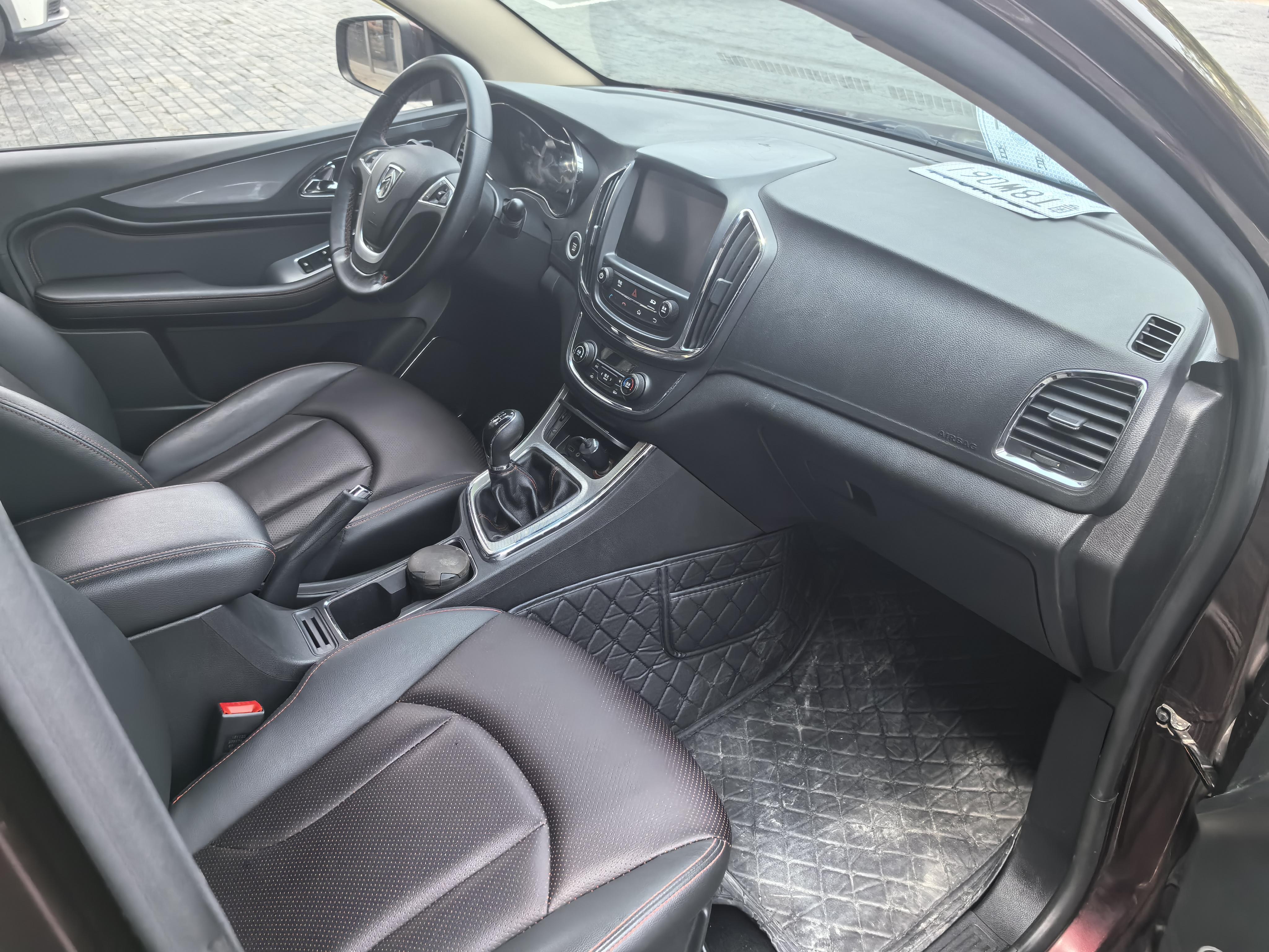 Baojun 560 2015 thumb 11