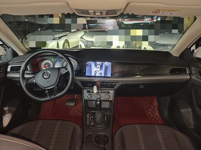 Volkswagen Lavida XR 2019 thumb 3