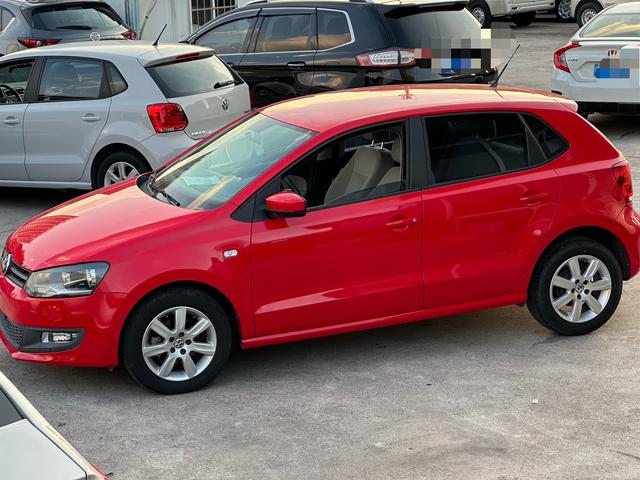 Volkswagen Polo 2013 thumb 2