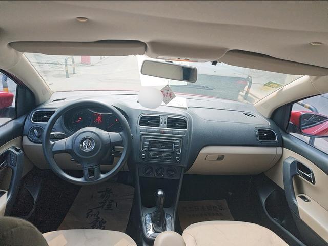 Volkswagen Polo 2013 thumb 10
