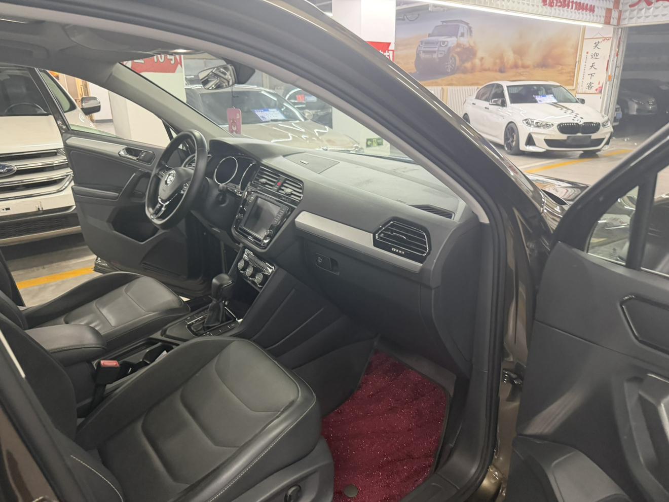 Volkswagen Tiguan 2017 thumb 9