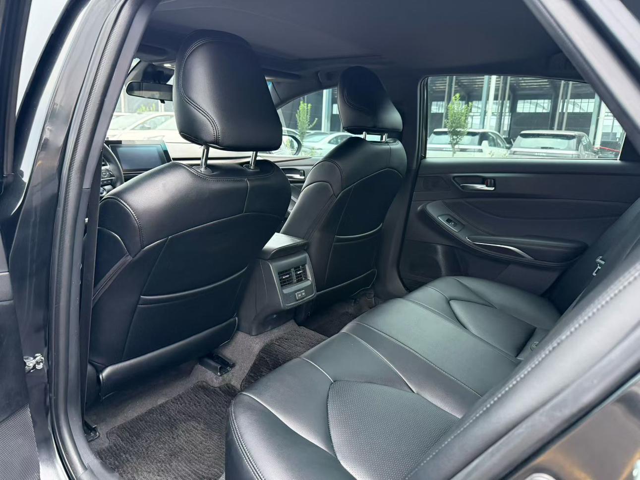 Toyota Avalon 2022 thumb 6