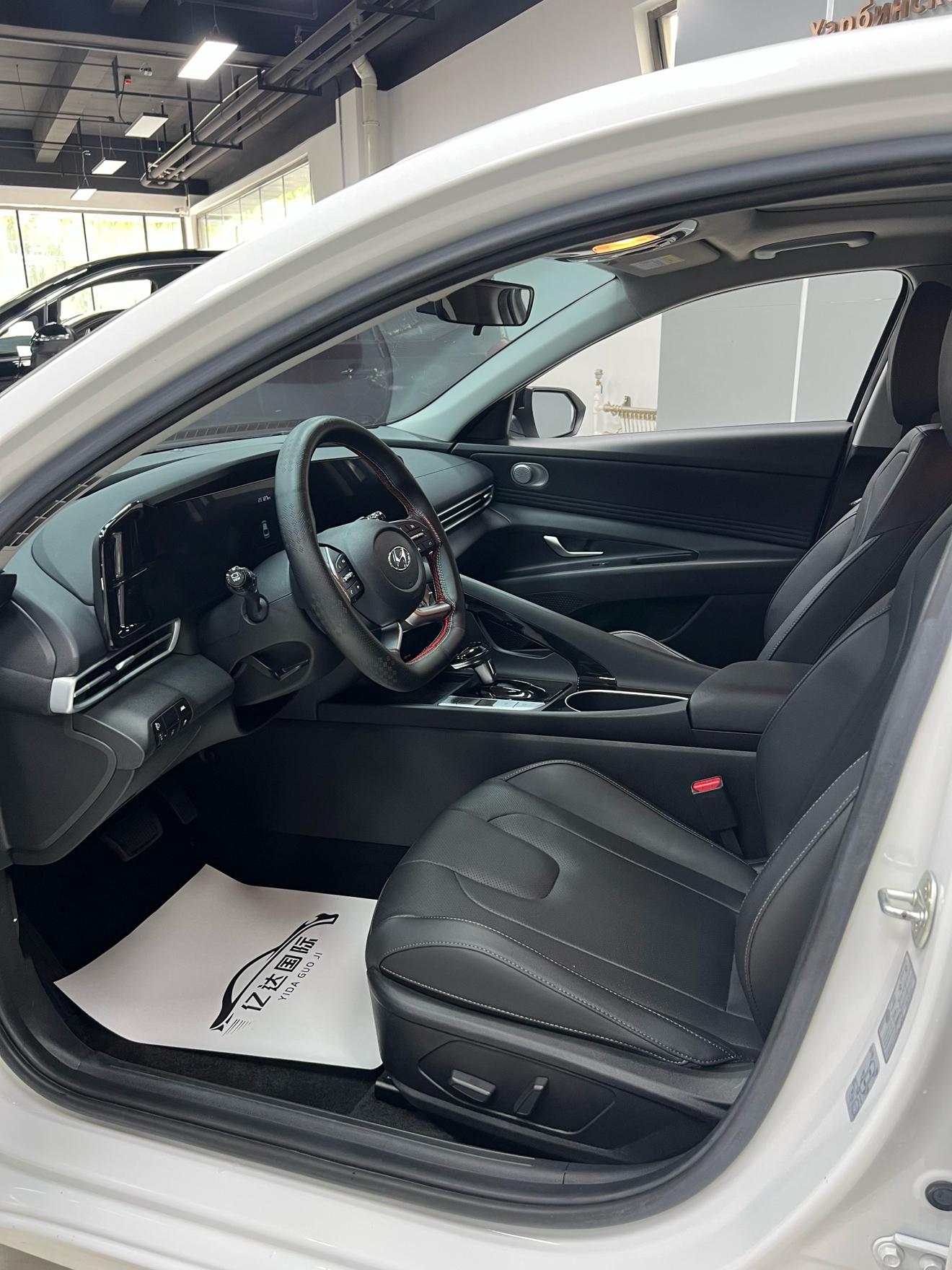 Hyundai Elantra 2022 thumb 5