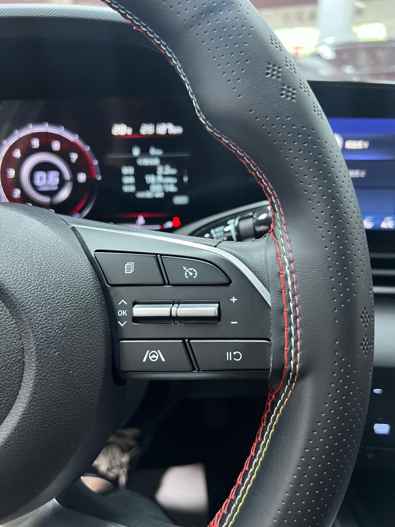 Hyundai Elantra 2022 thumb 6