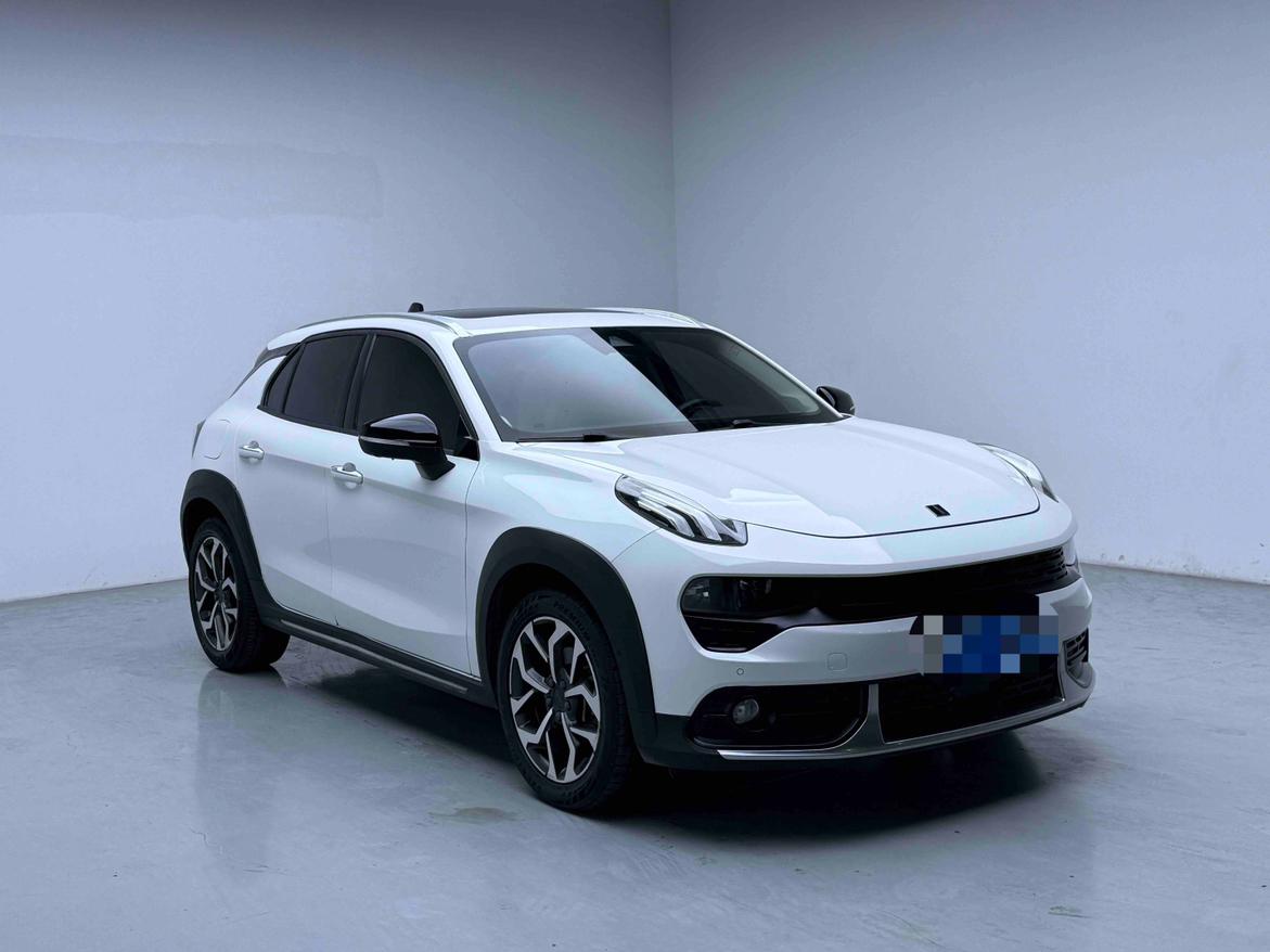 Lynk & Co 02 2019 thumb 10