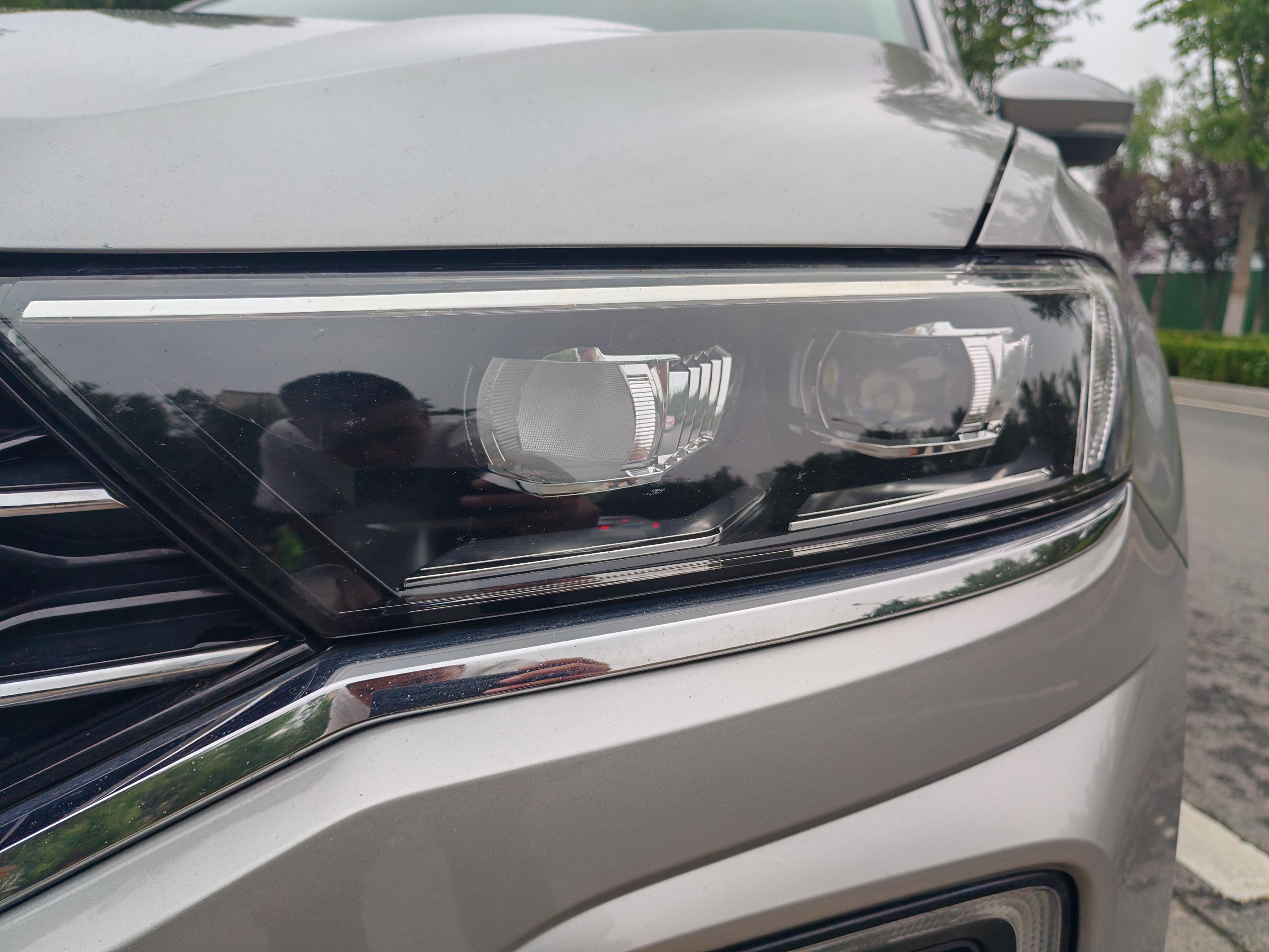 Volkswagen T-Roc 2018 thumb 5