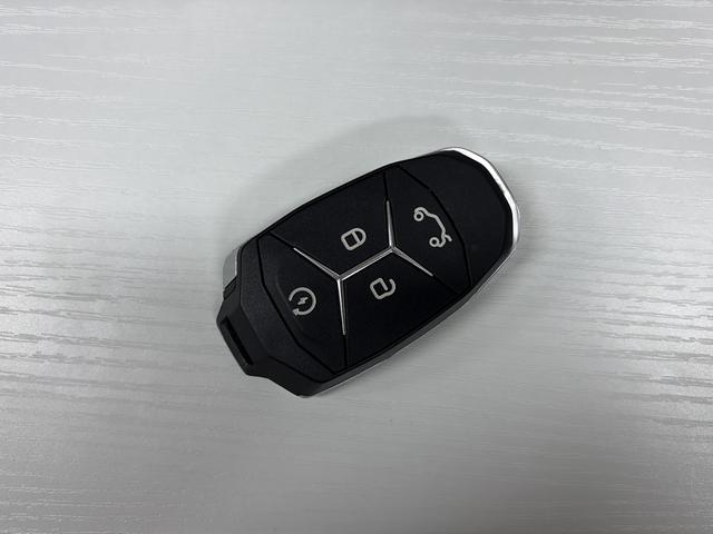 Lynk & Co 02 2021 thumb 9