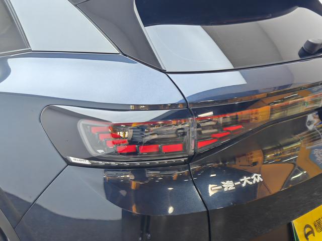 Volkswagen ID.4 2021 thumb 11