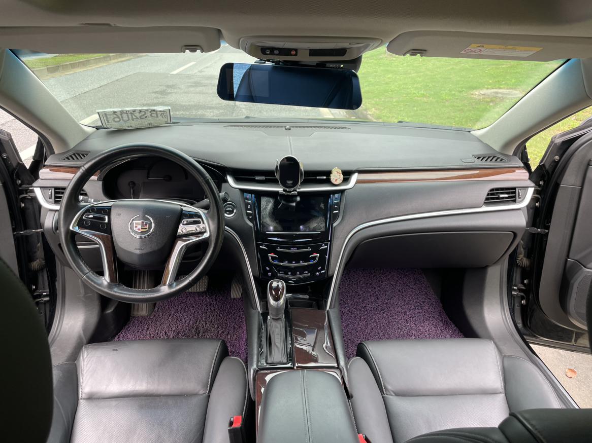 Cadillac XTS 2015 thumb 10