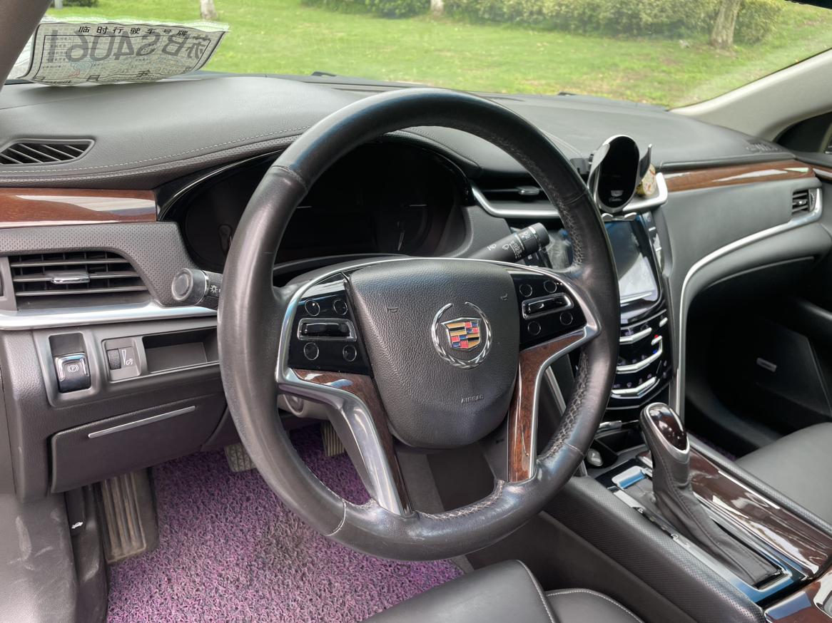 Cadillac XTS 2015 thumb 11