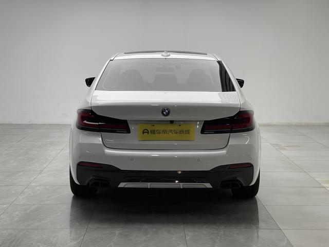 BMW 5 серии 2022 thumb 4