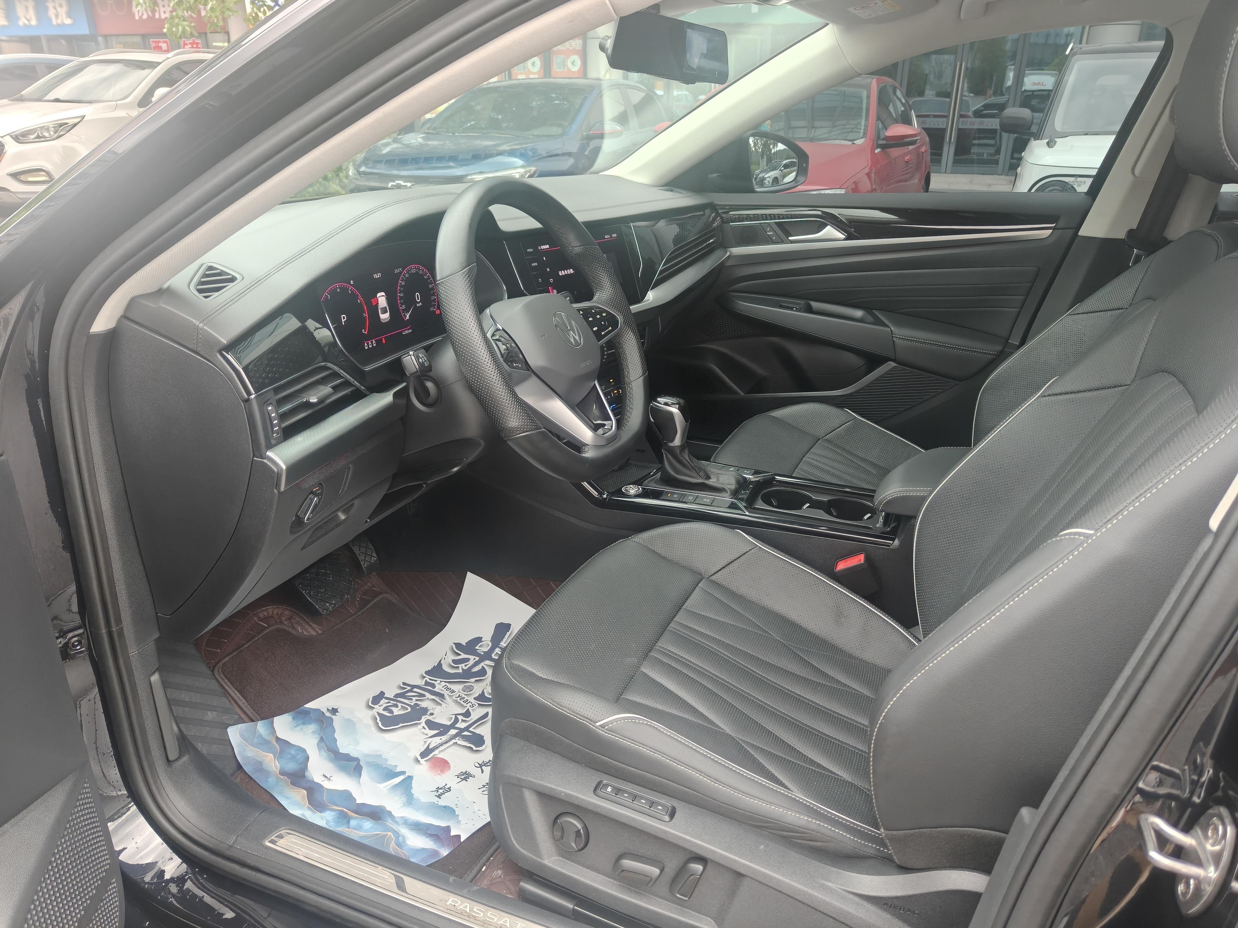 Volkswagen Passat (North America and China) 2023 thumb 9
