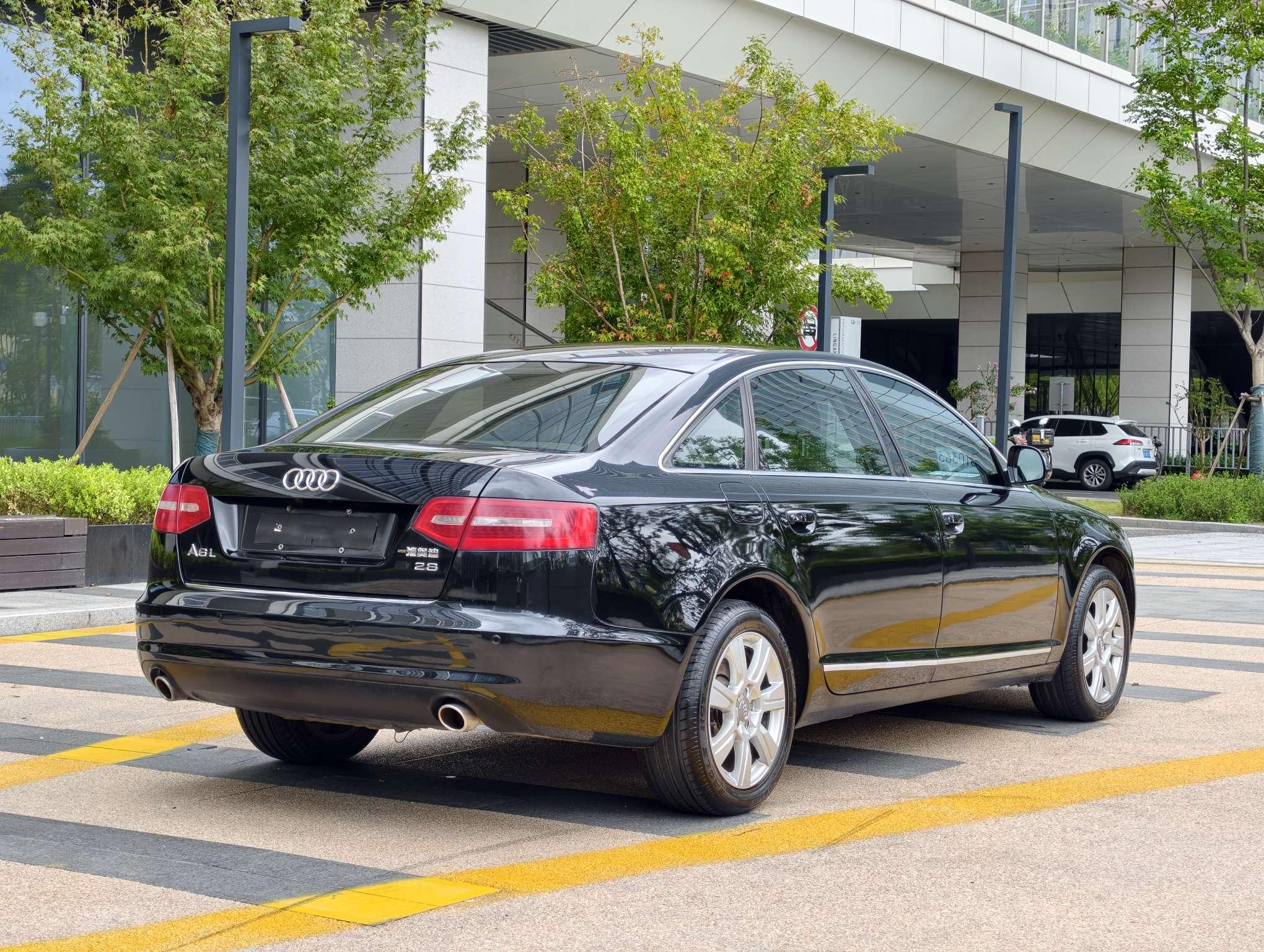 Audi A6 2011 thumb 4