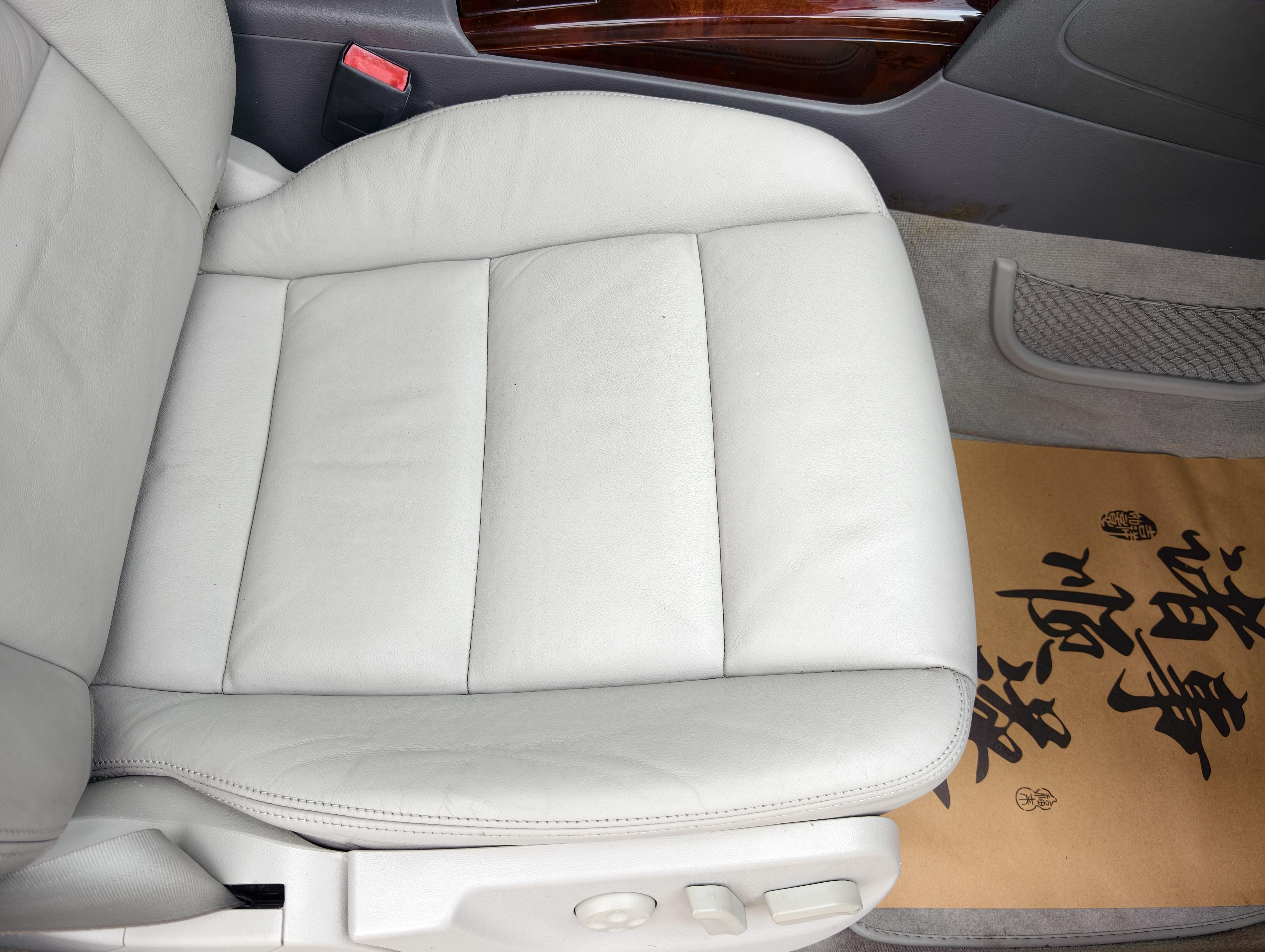 Audi A6 2011 thumb 5