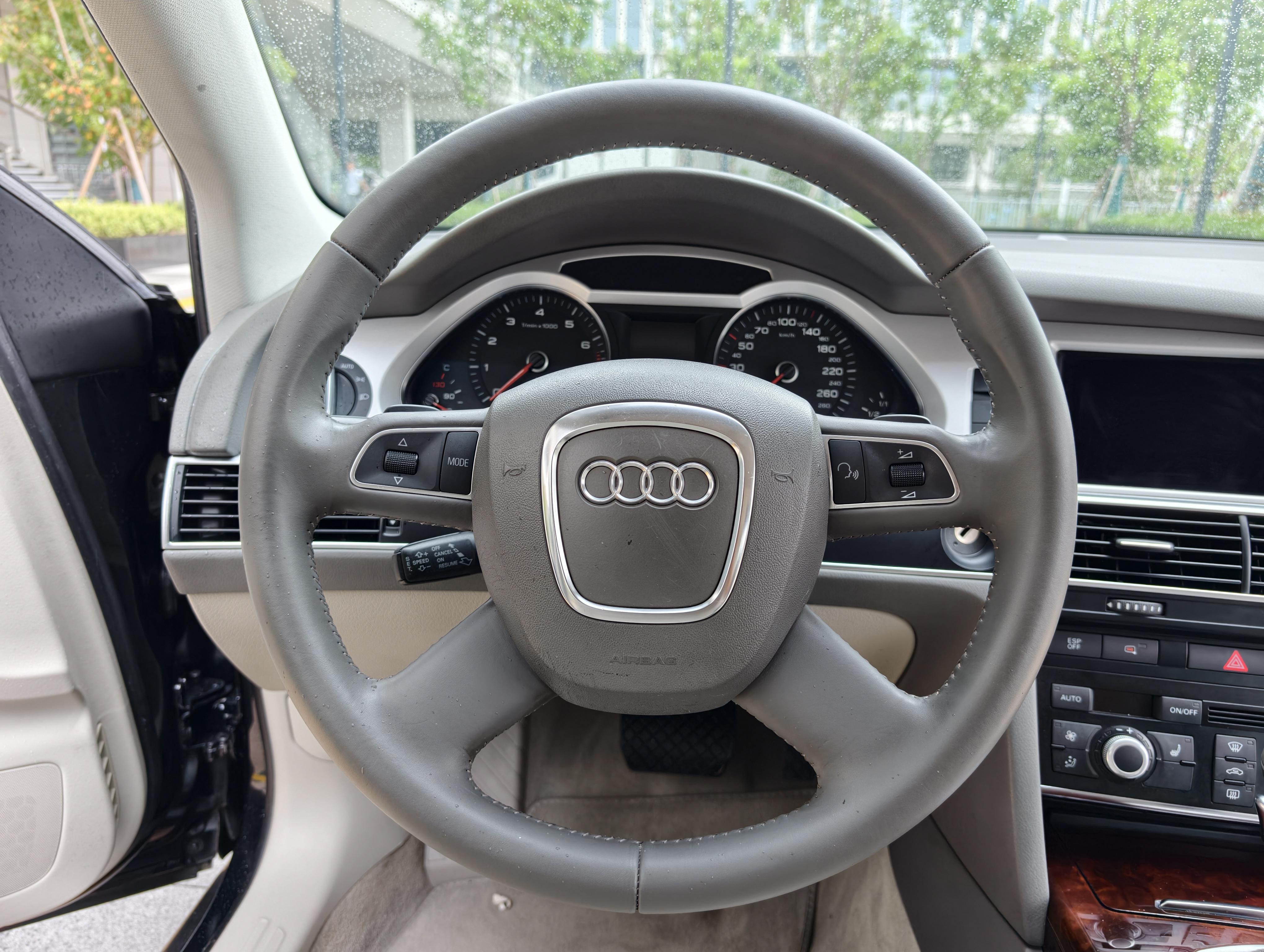 Audi A6 2011 thumb 10