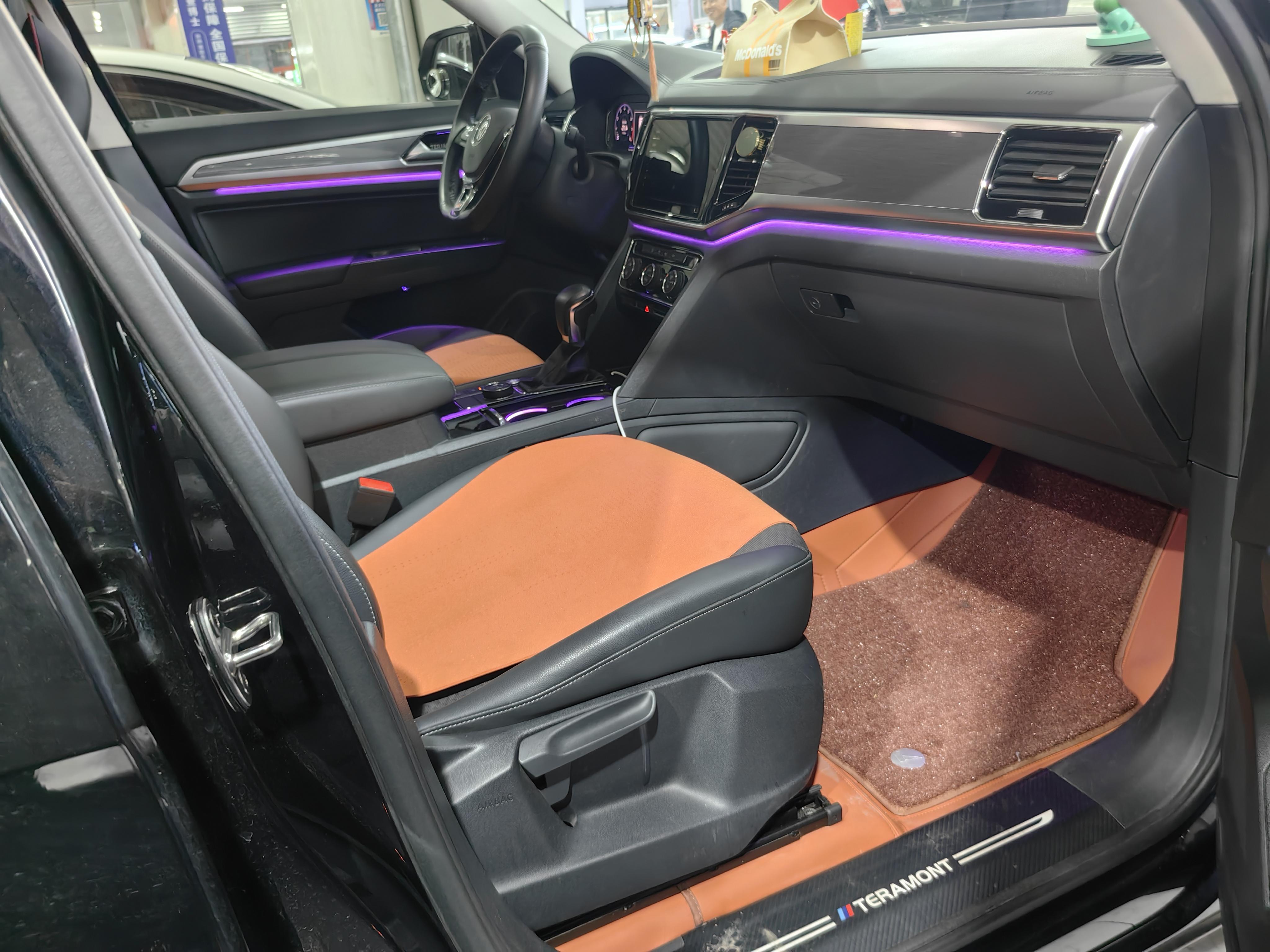 Volkswagen Teramont 2019 thumb 2