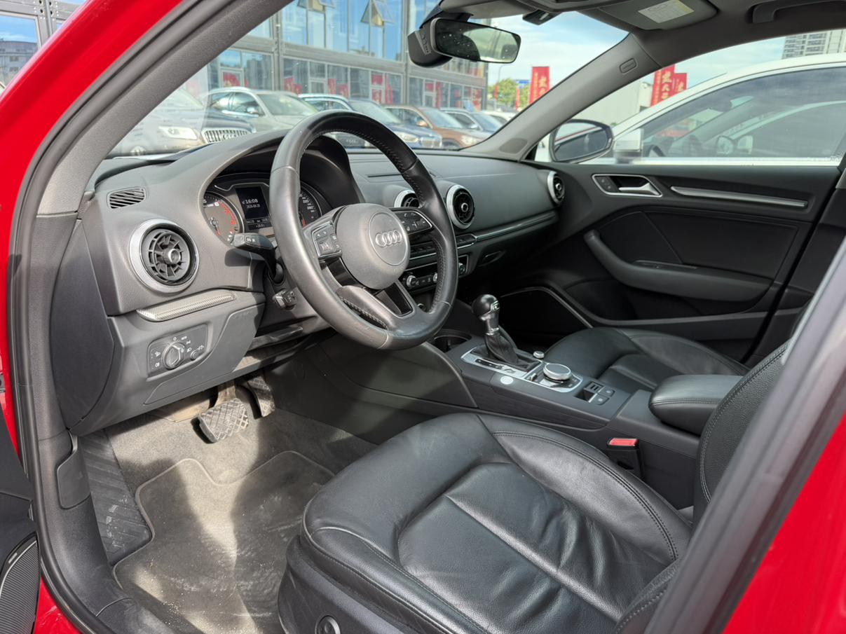 Audi A3 2017 thumb 5