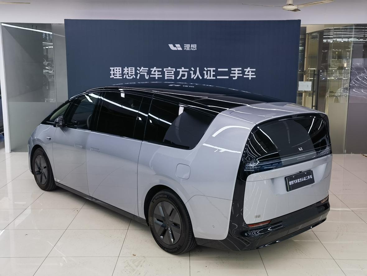 Lixiang (Li Auto) Mega 2025 thumb 2