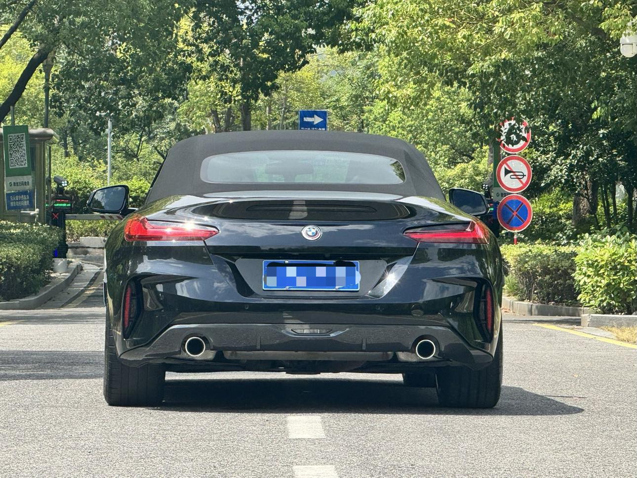 BMW Z4 2022 thumb 2