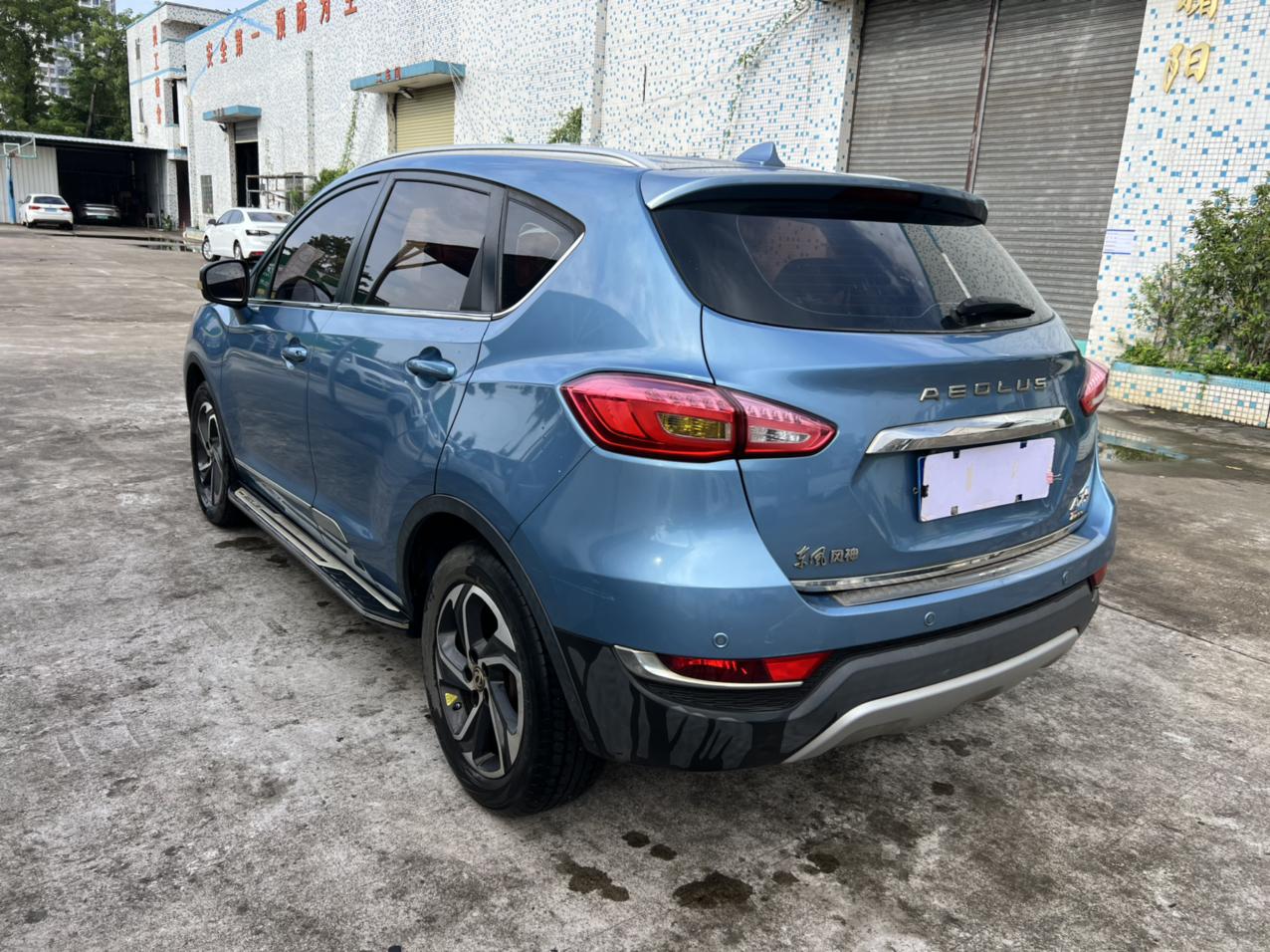 Dongfeng Aeolus AX5 2017 thumb 2
