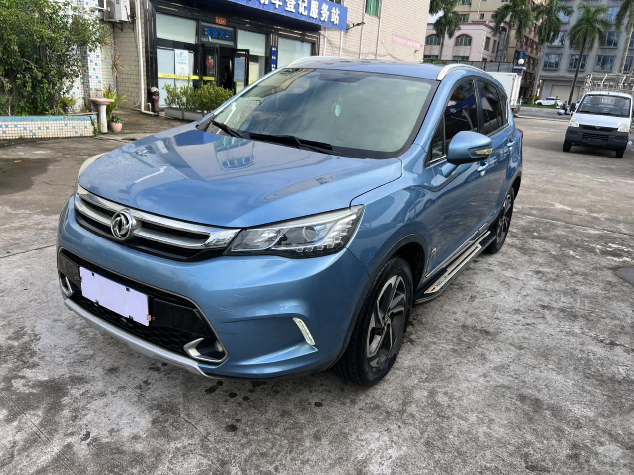 Dongfeng Aeolus AX5 2017 thumb 8