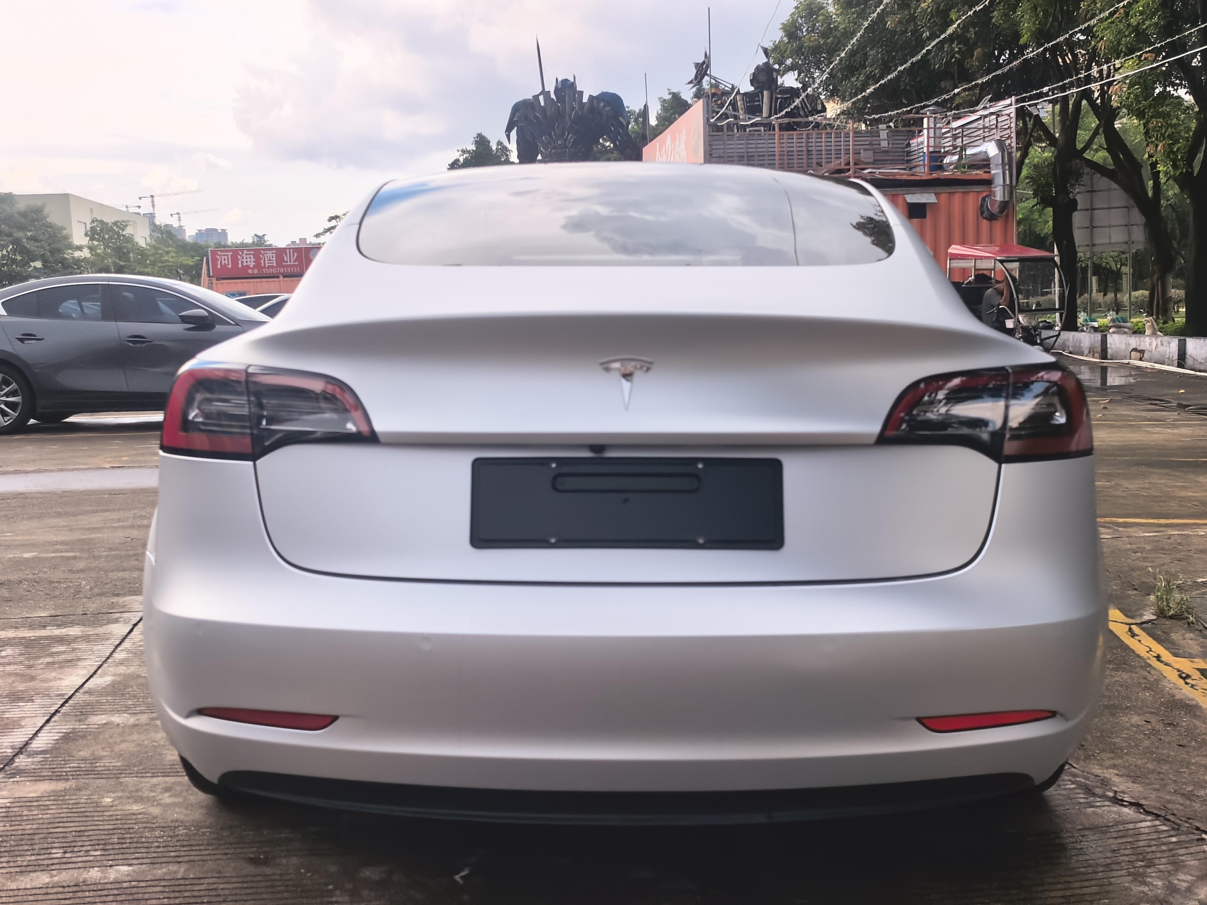 Tesla Model 3 2022 thumb 4