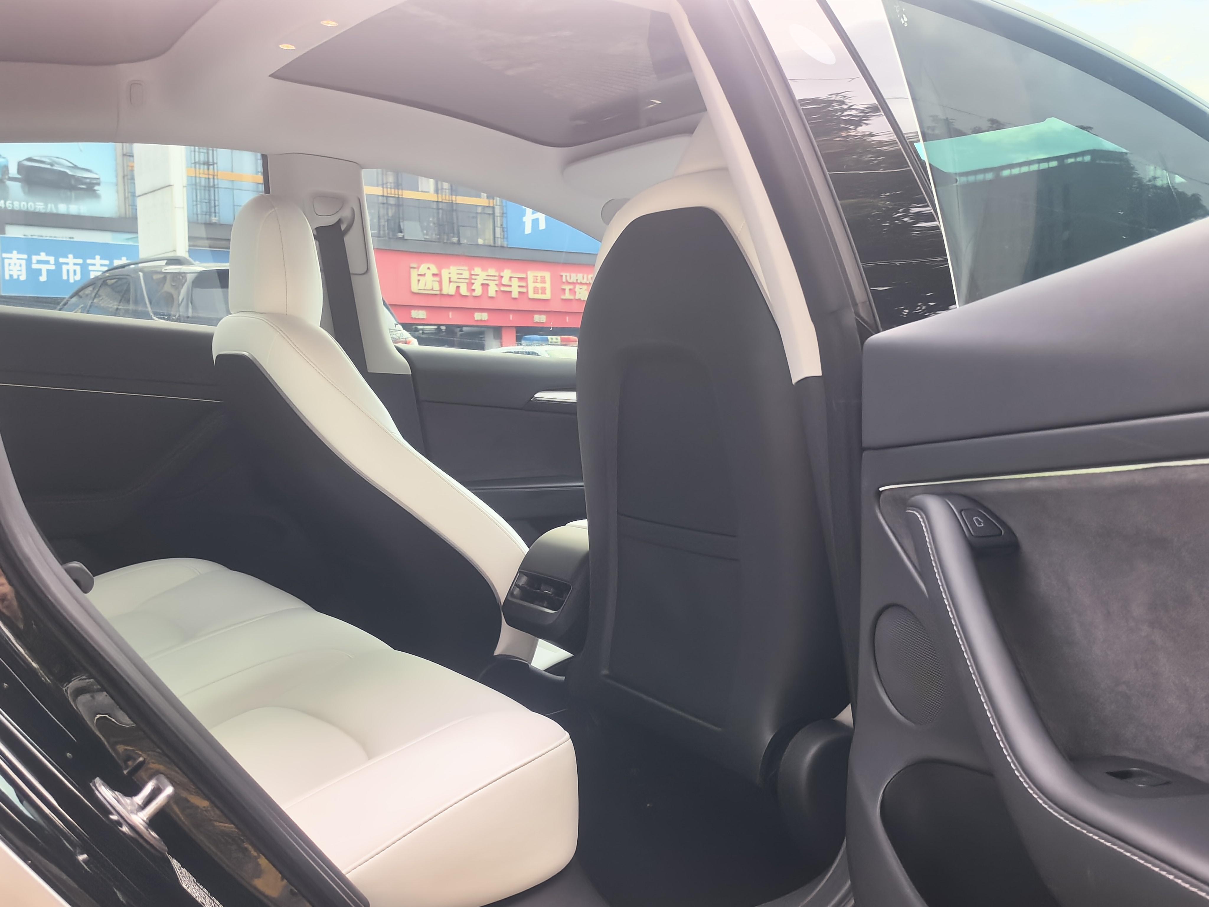 Tesla Model 3 2022 thumb 8