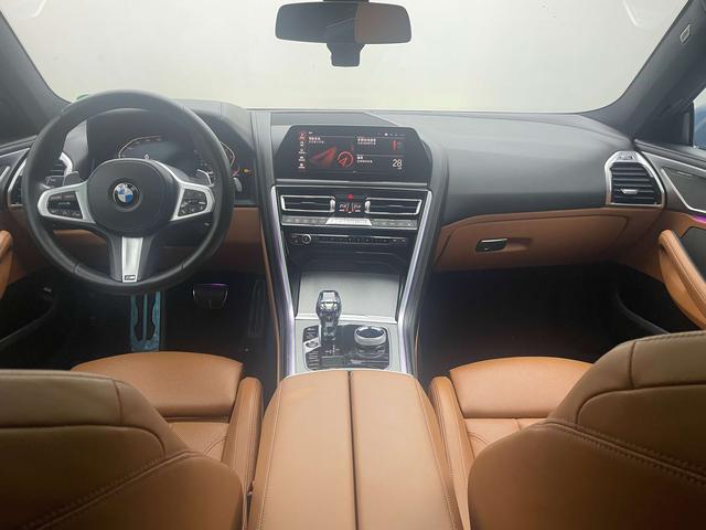 BMW 8 серии 2021 thumb 8