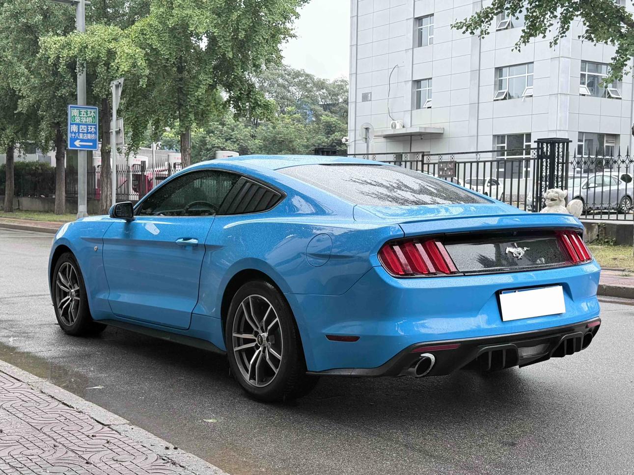 Ford Mustang Mach-E 2017 thumb 2