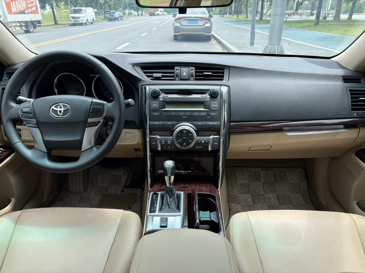 Toyota Reiz 2010 thumb 5