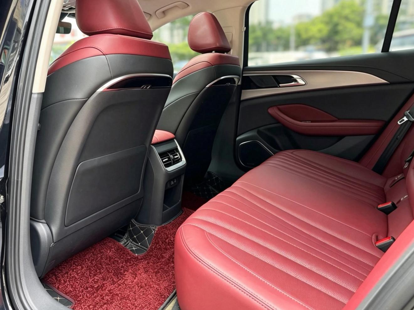 Hongqi H5 2023 thumb 8