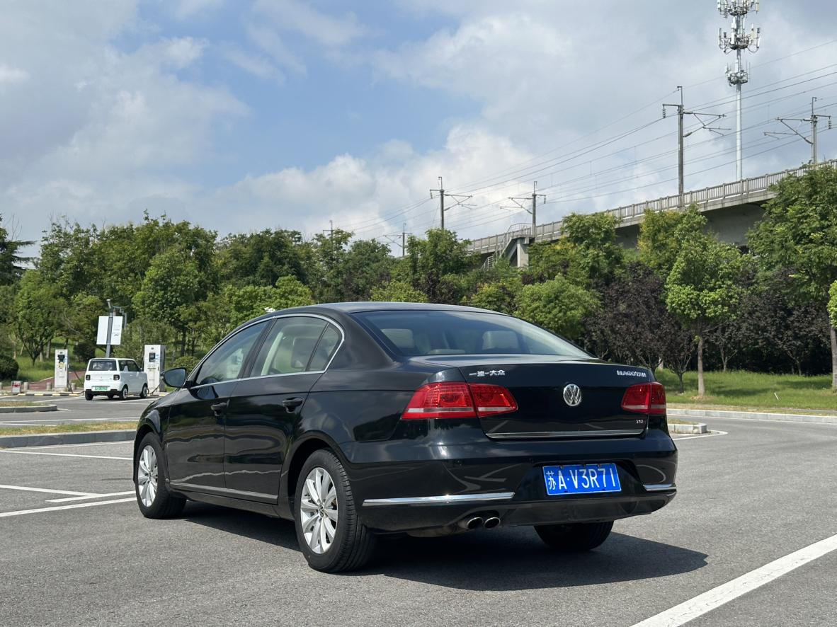 Volkswagen Magotan 2015 thumb 3