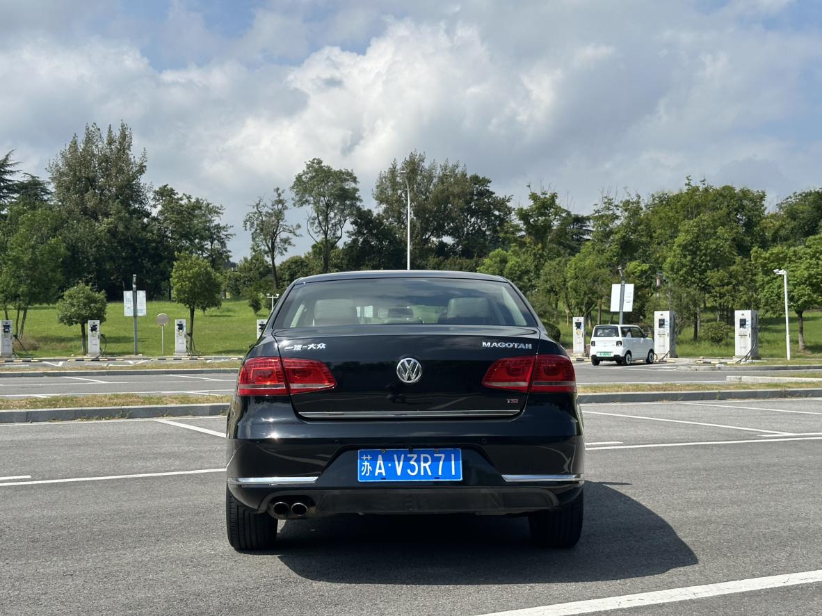 Volkswagen Magotan 2015 thumb 4