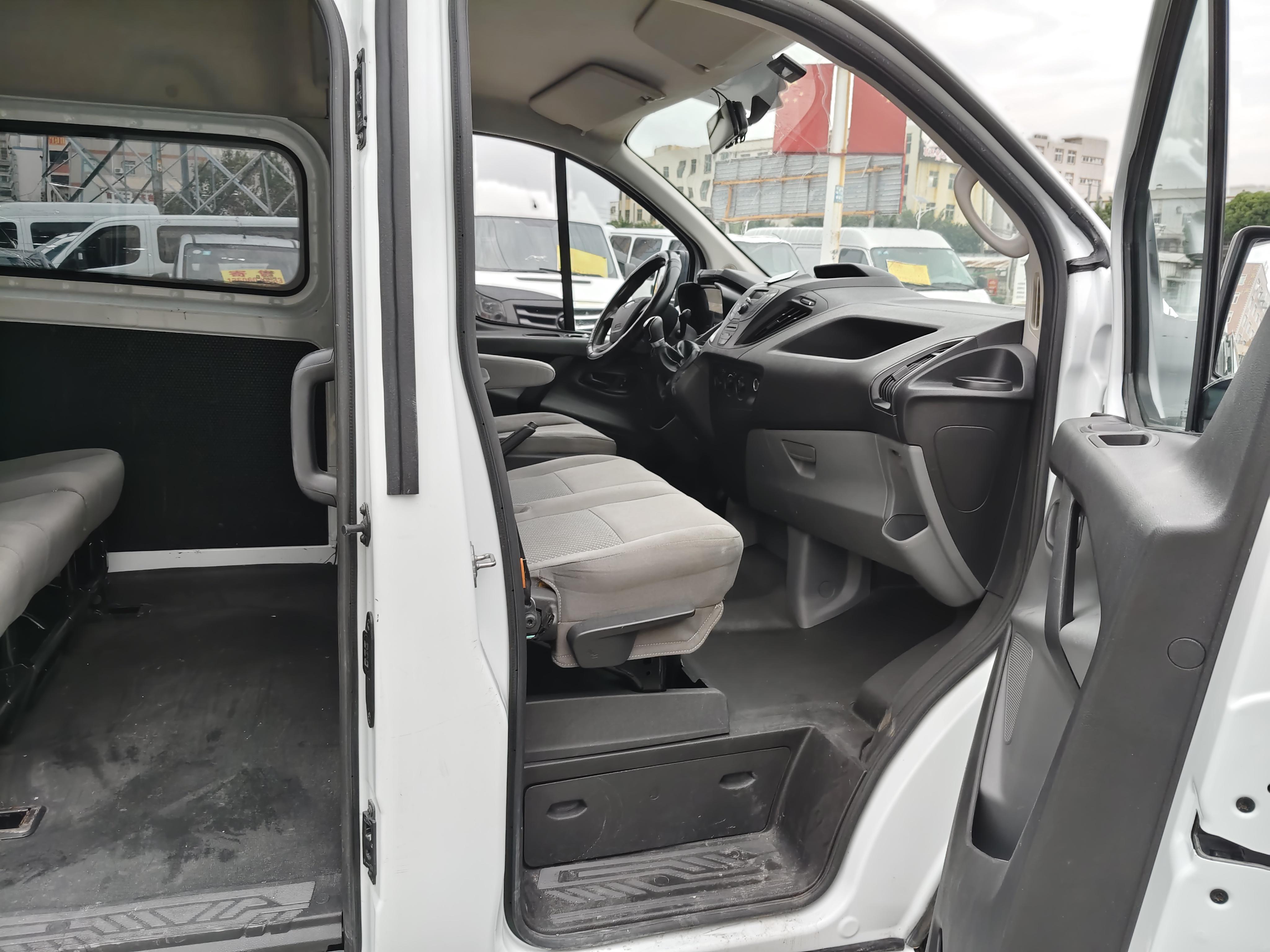 Ford Transit 2019 thumb 5