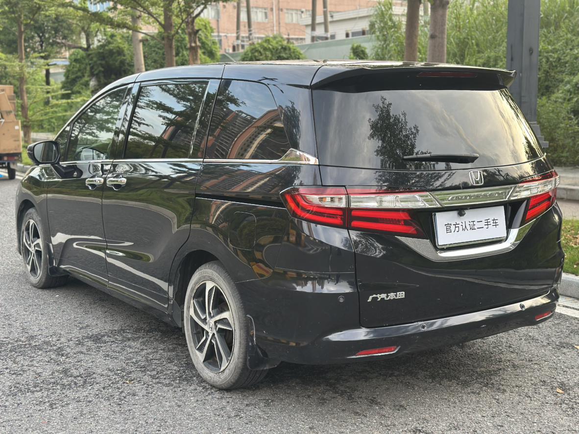 Honda Odyssey 2015 thumb 3