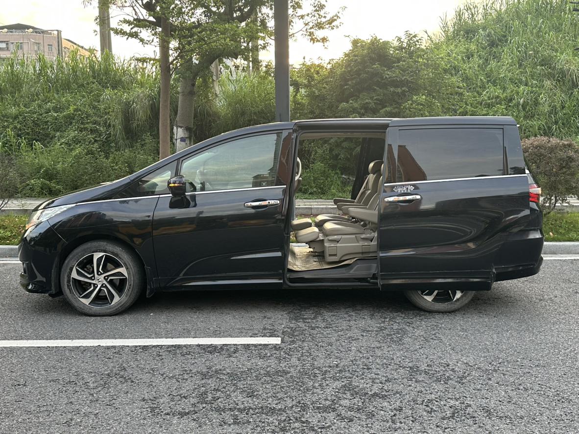Honda Odyssey 2015 thumb 8