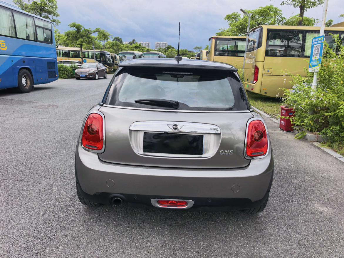 Mini Hatch 2016 thumb 12