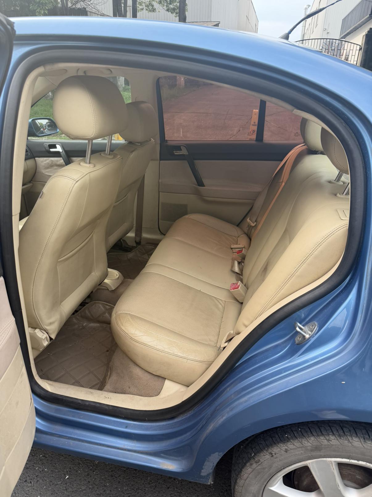 Volkswagen Polo 2009 thumb 11