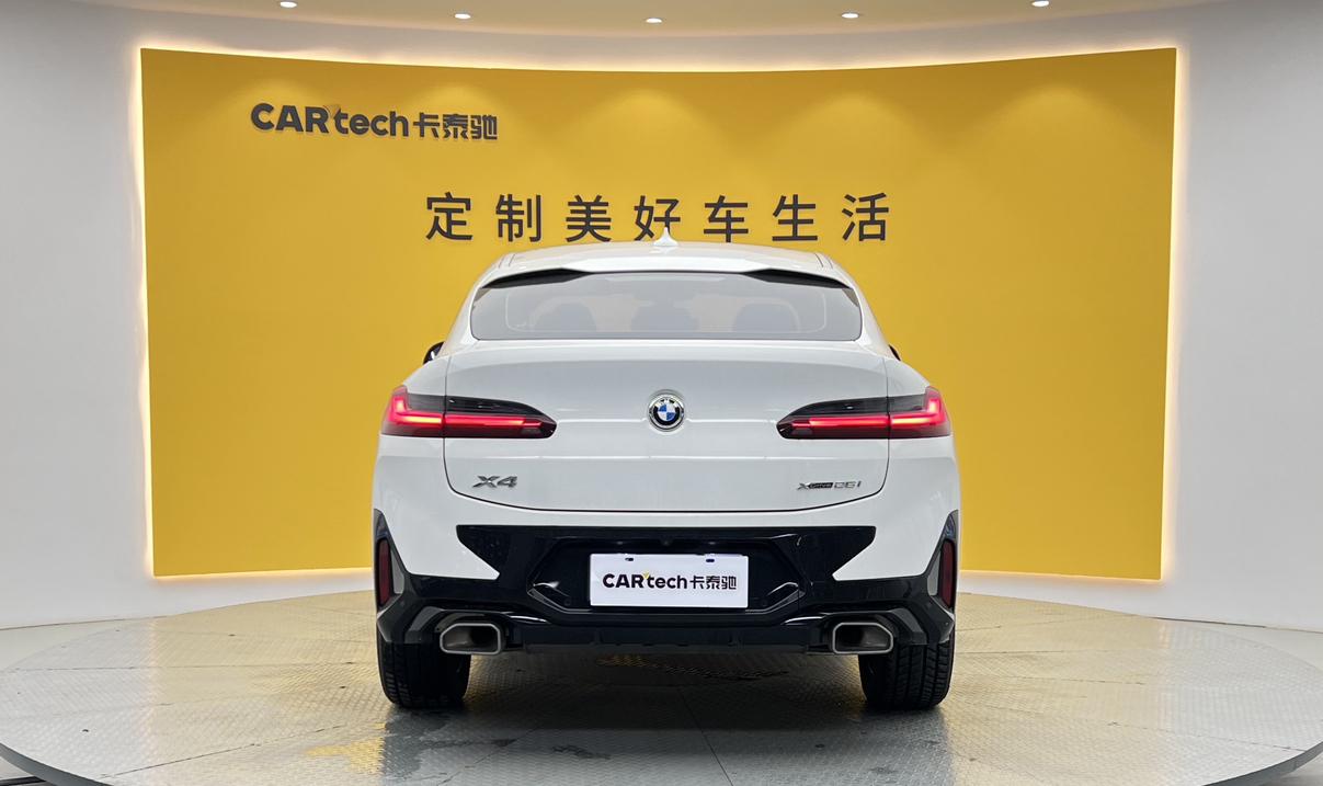 BMW X4 2022 thumb 2