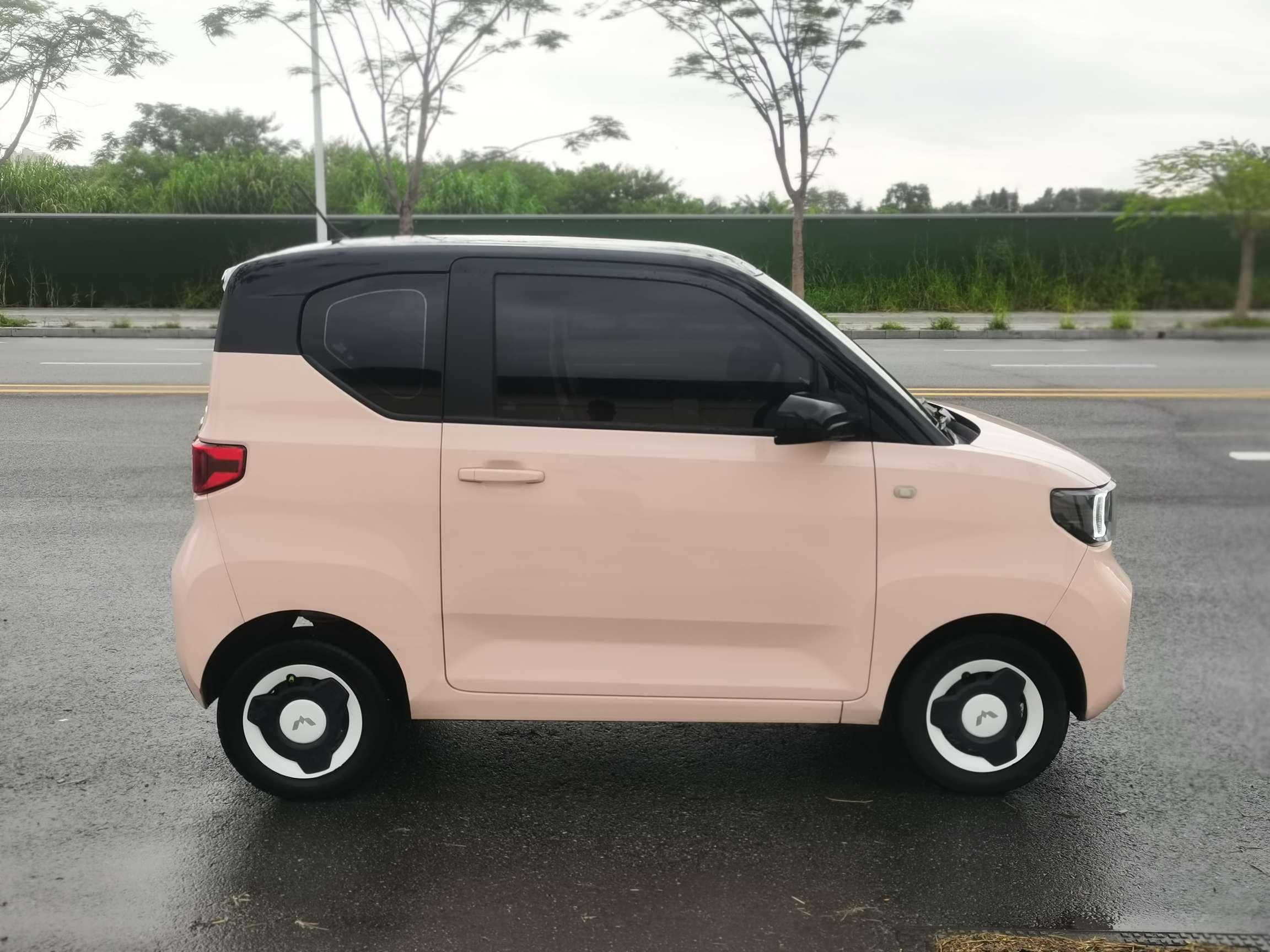 Wuling Mini EV 2021 thumb 6