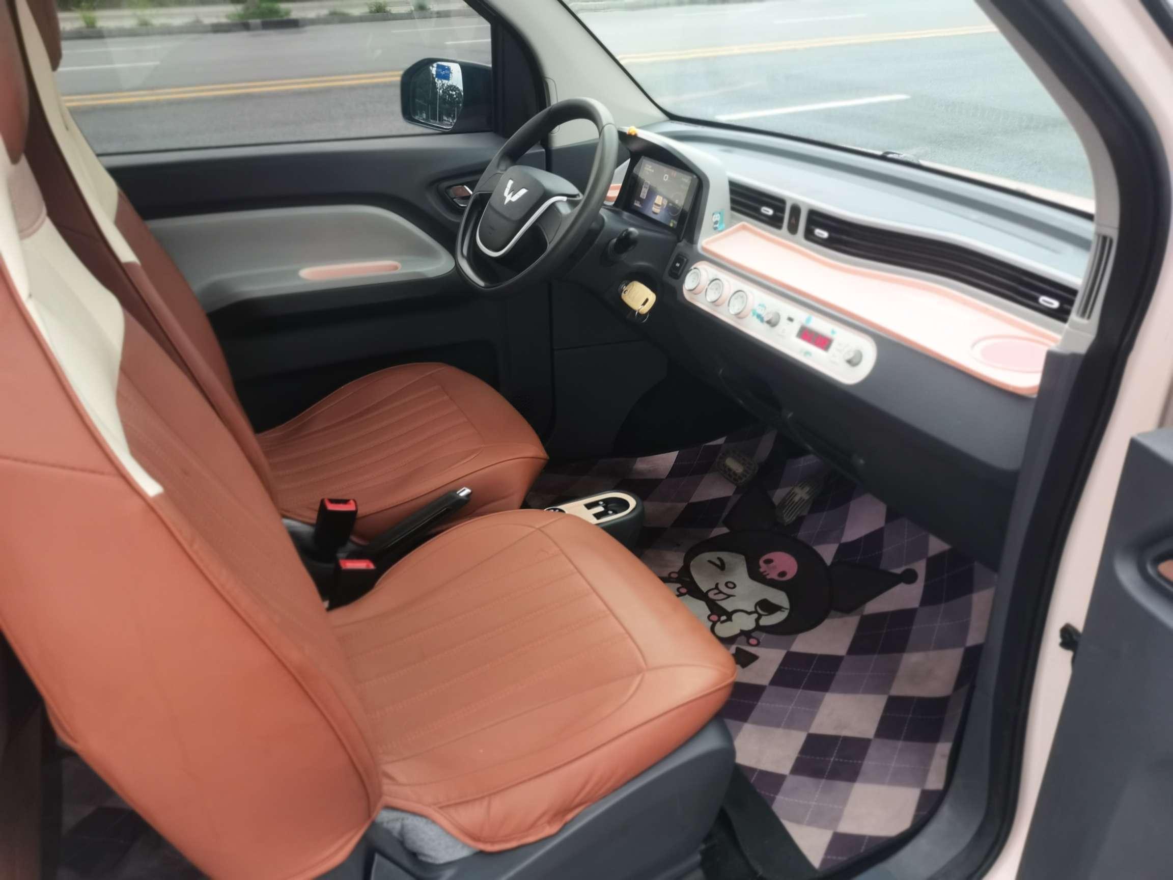 Wuling Mini EV 2021 thumb 12
