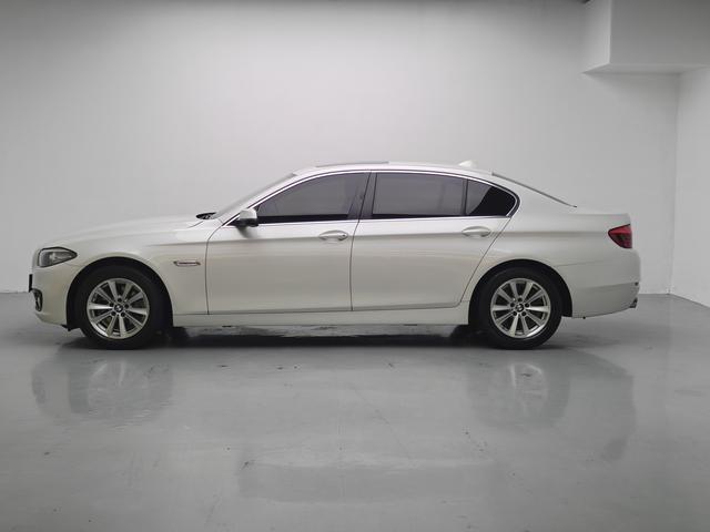 BMW 5 серии 2014 thumb 2