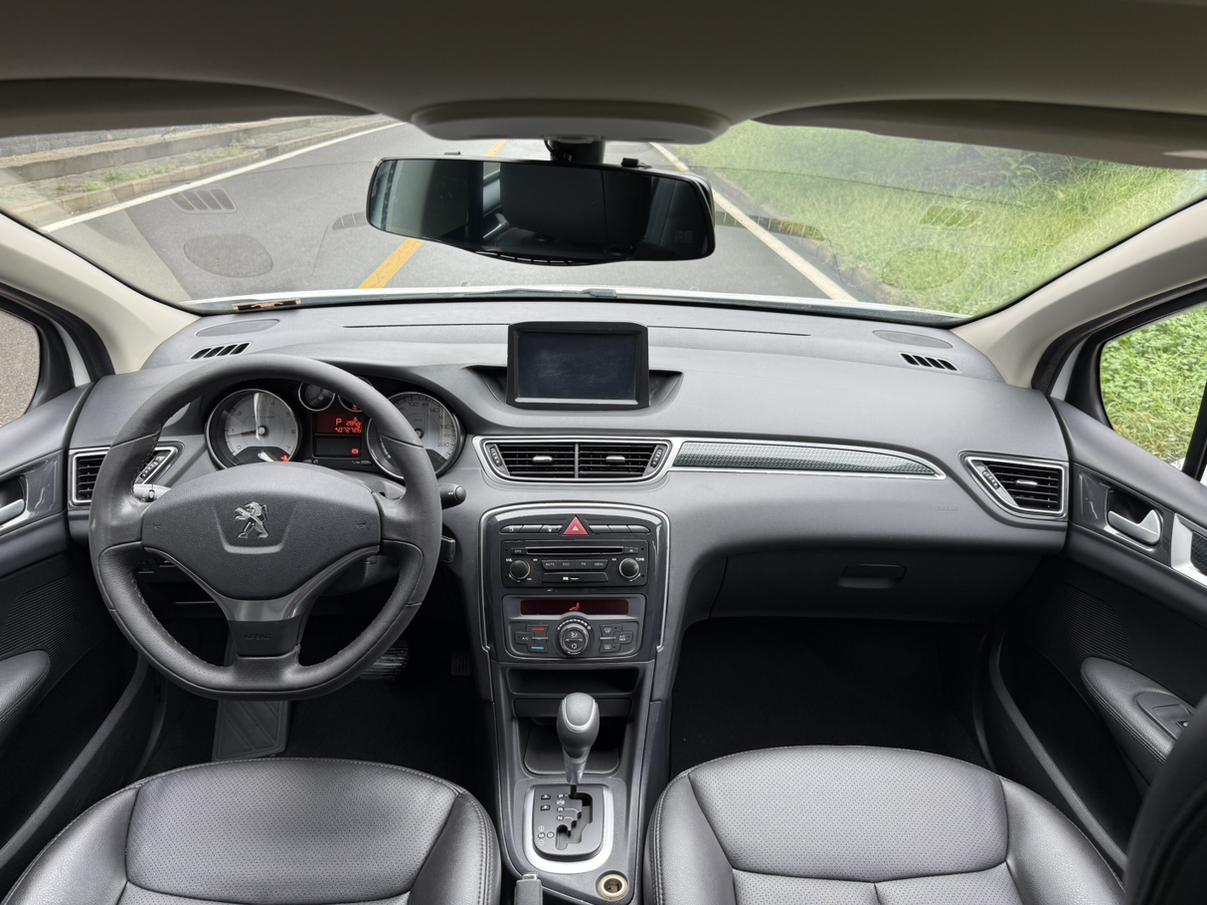 Peugeot 308 2014 thumb 8